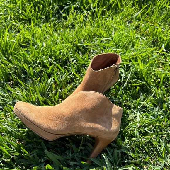 Elle Bootie. PAUL GREEN. Color: Sisal. US size 8 - Picture 6 of 16